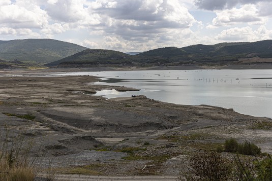 Yesa-Stausee in Spanien Yesa-Stausee in Spanien